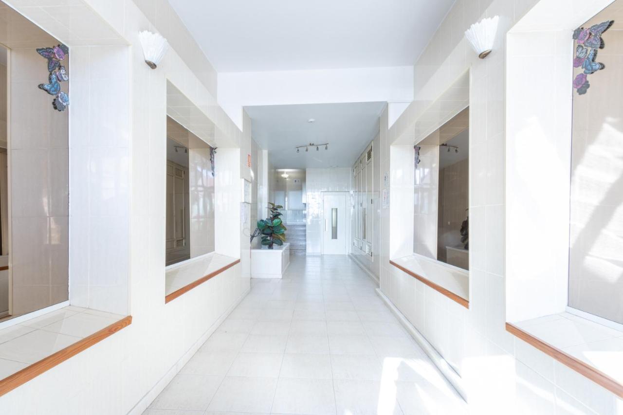 Estudio Port Grec Apartment เอมปูเรียบราบา ภายนอก รูปภาพ
