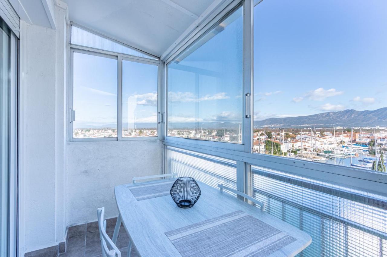 Estudio Port Grec Apartment เอมปูเรียบราบา ภายนอก รูปภาพ
